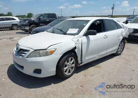 2011 Toyota Camry Le z USA, uszkodzony, nr VIN 4T1BF3EK1BU625923